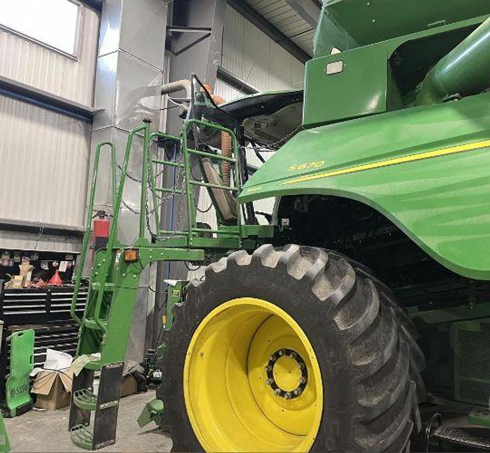 Used 2016 JOHN DEERE S670