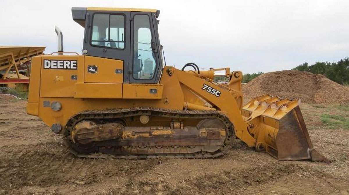 Used 2004 JOHN DEERE 755C