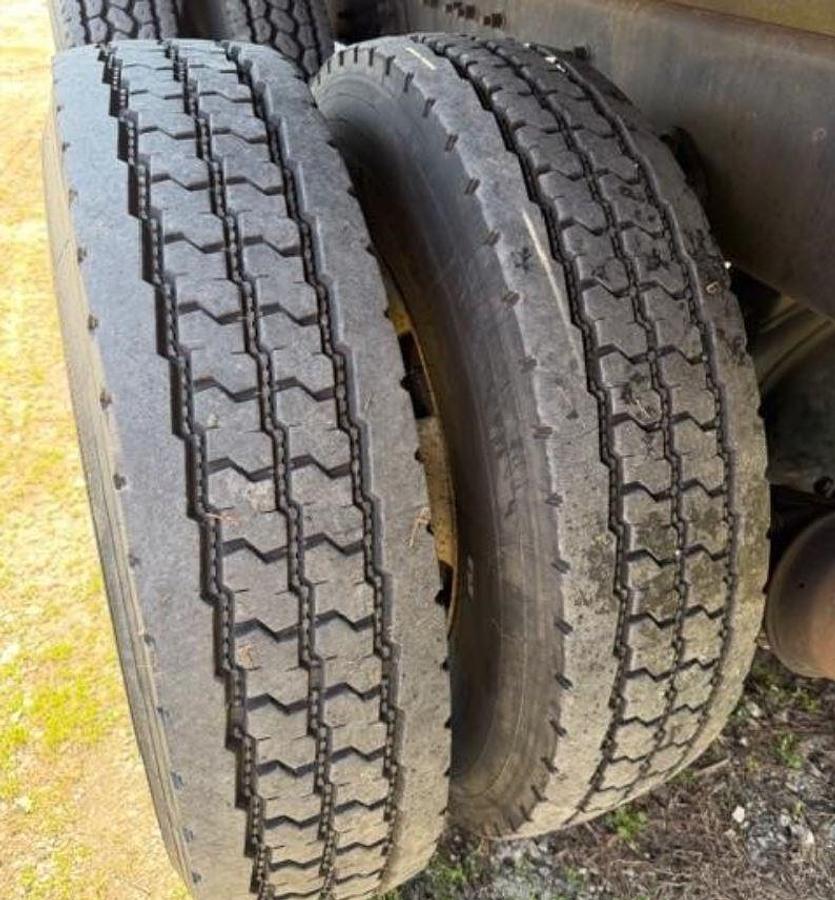 Used 2003 Manitex 2892SX Mounted on 2003 Sterling LT7500