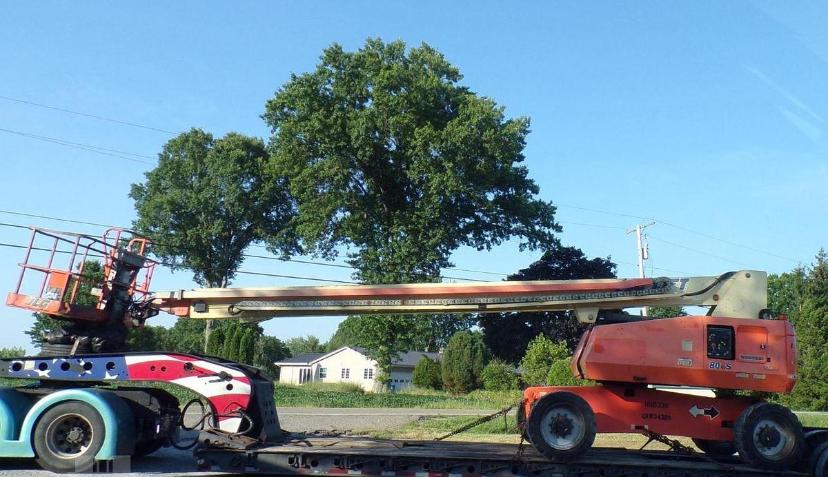 Used 2013 JLG 800S Telescopic Boom Lift