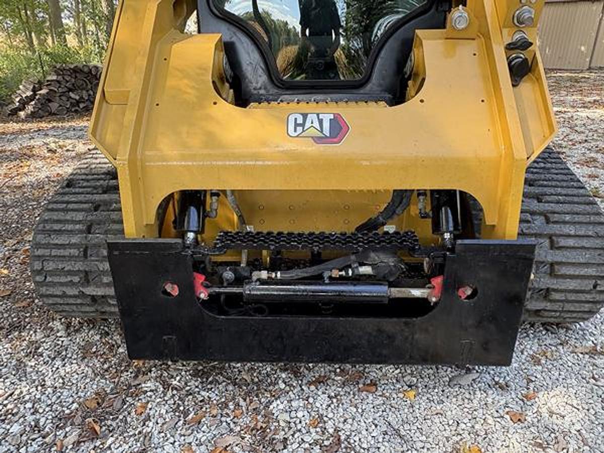 Used 2023 Caterpillar 289D3