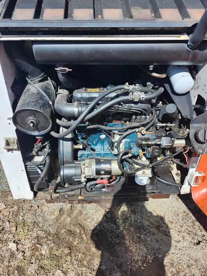 Used 2001 Bobcat 773G w/ Trailer