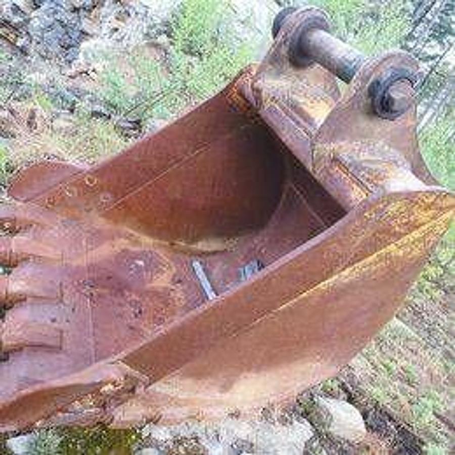 Used 1999 Hyundai 320 LC-3