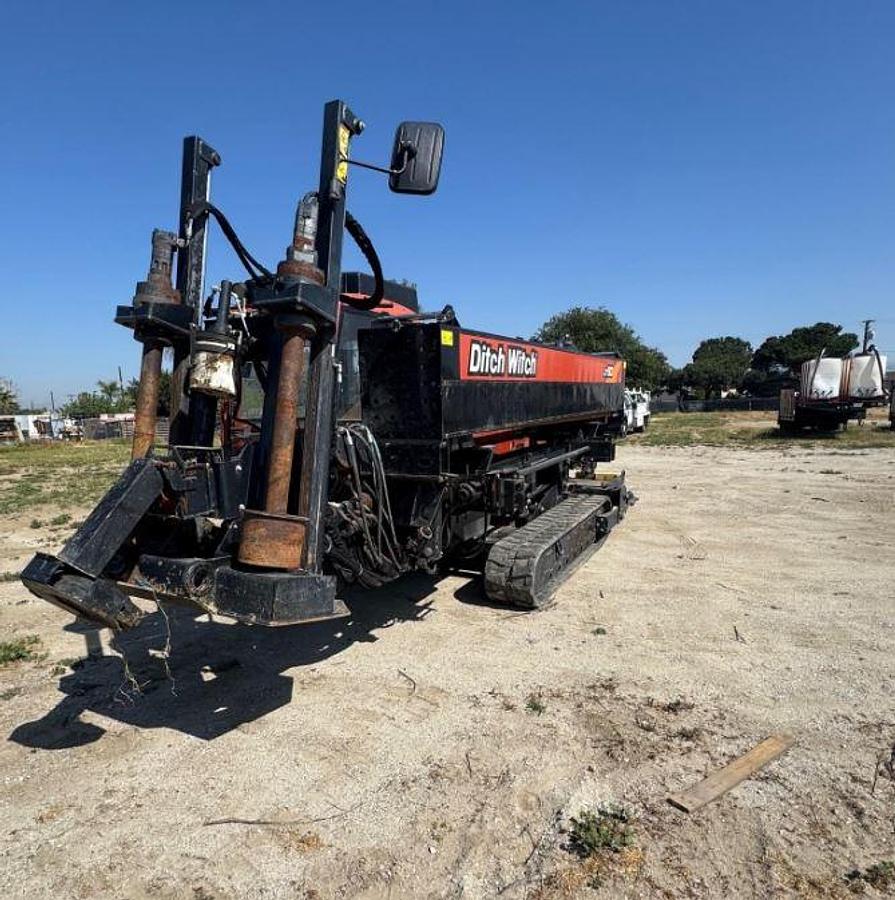 Used 2014 DITCH WITCH JT60