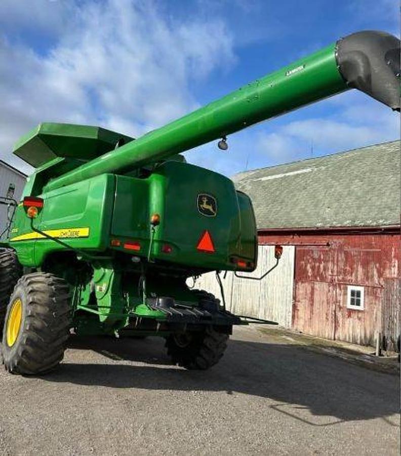 Used 2010 JOHN DEERE 9770 STS