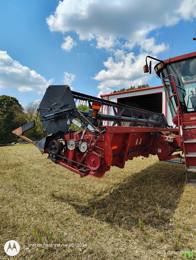 Used 1999 Case IH 2388 Combine W/ Late Model 1020 25 ft Grain Head