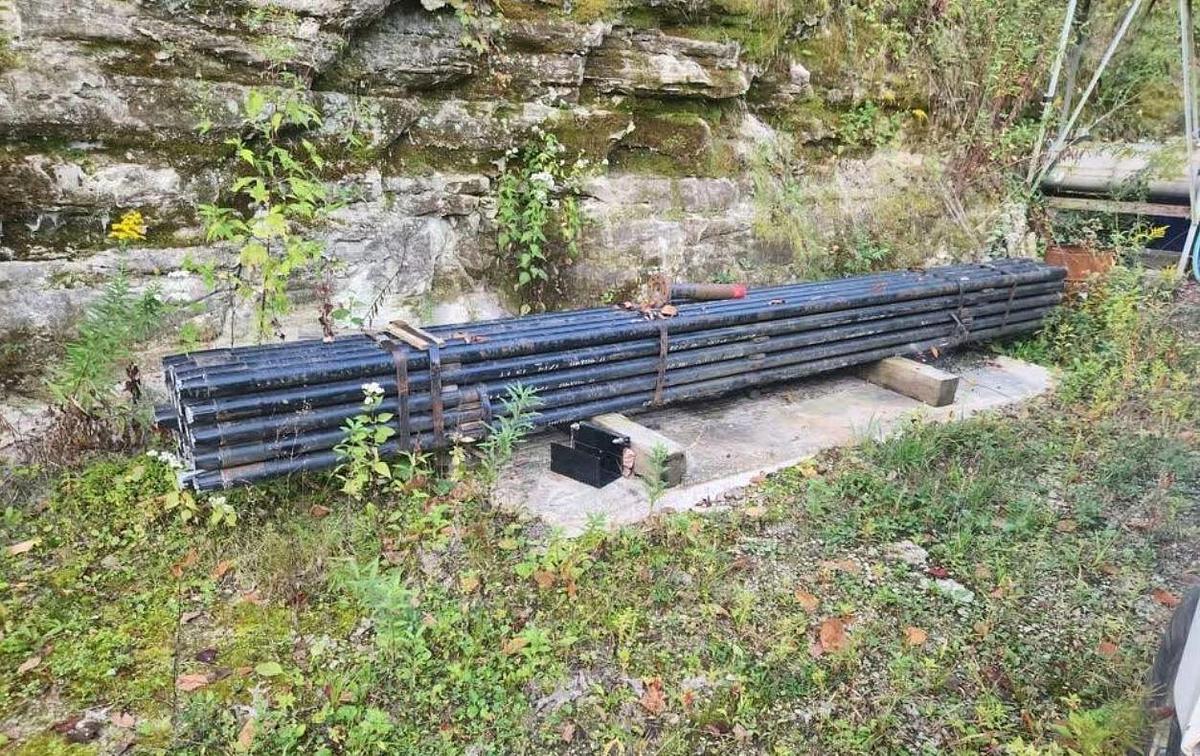 Used 2001 VERMEER NAVIGATOR D33X44