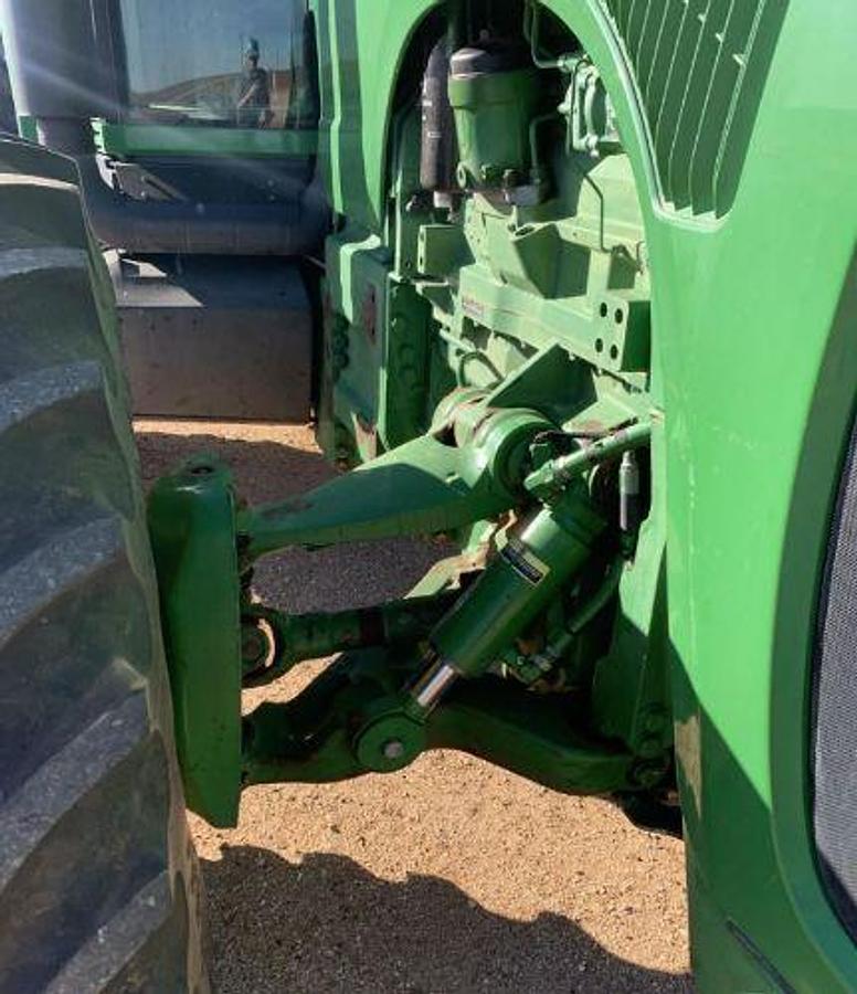 Used 2004 JOHN DEERE 8320