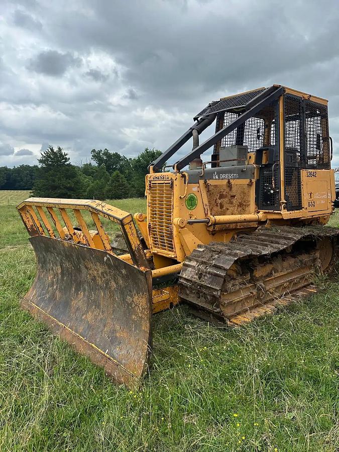 Used 2001 Dressta TD8H Dozer