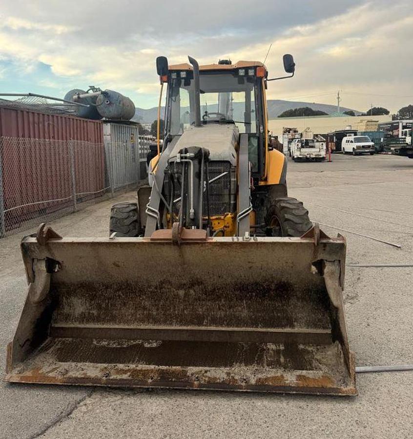 Used 2013 Volvo BL70B