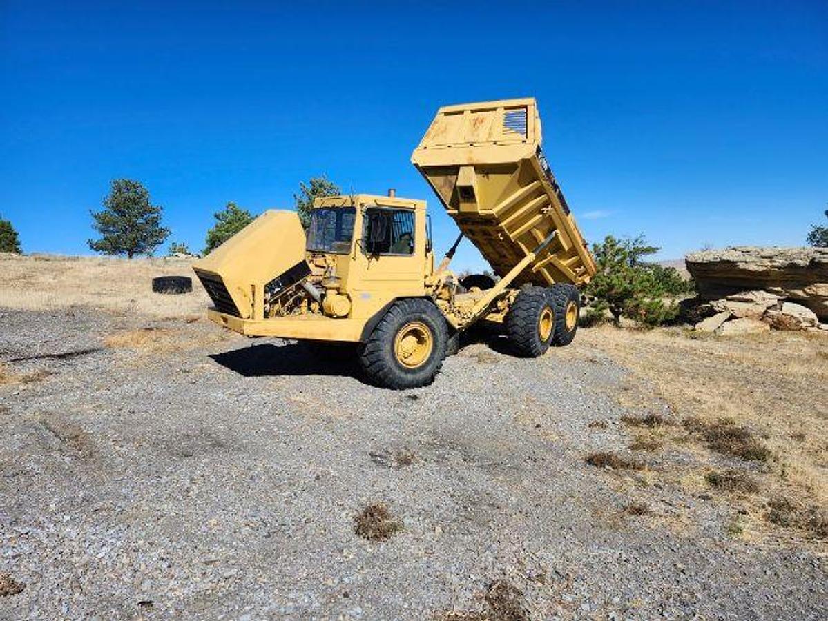Used 1985 CATERPILLAR D300D