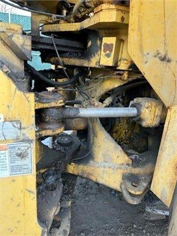 Used 2005 CATERPILLAR 988F