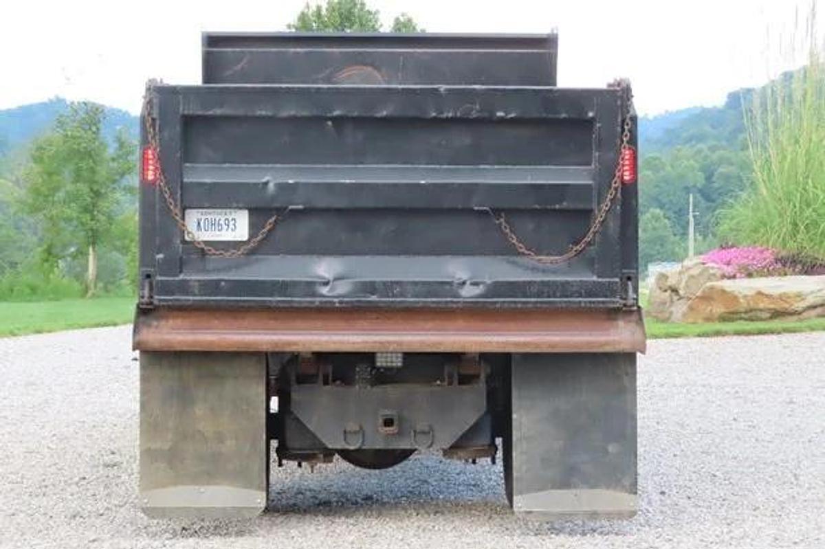 Used 1996 Freightliner FL70