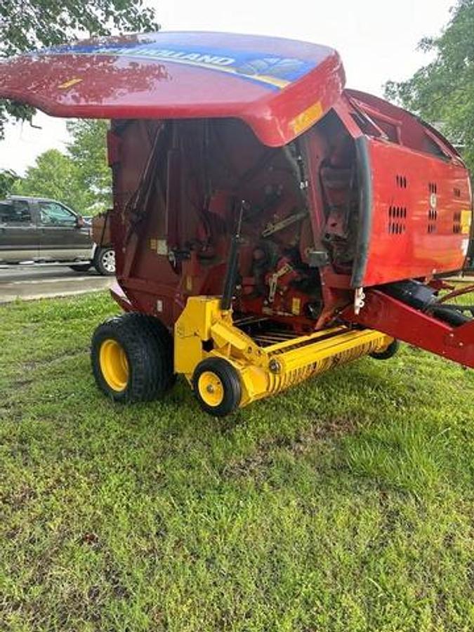 Used 2020 New Holland 460 Round Baler