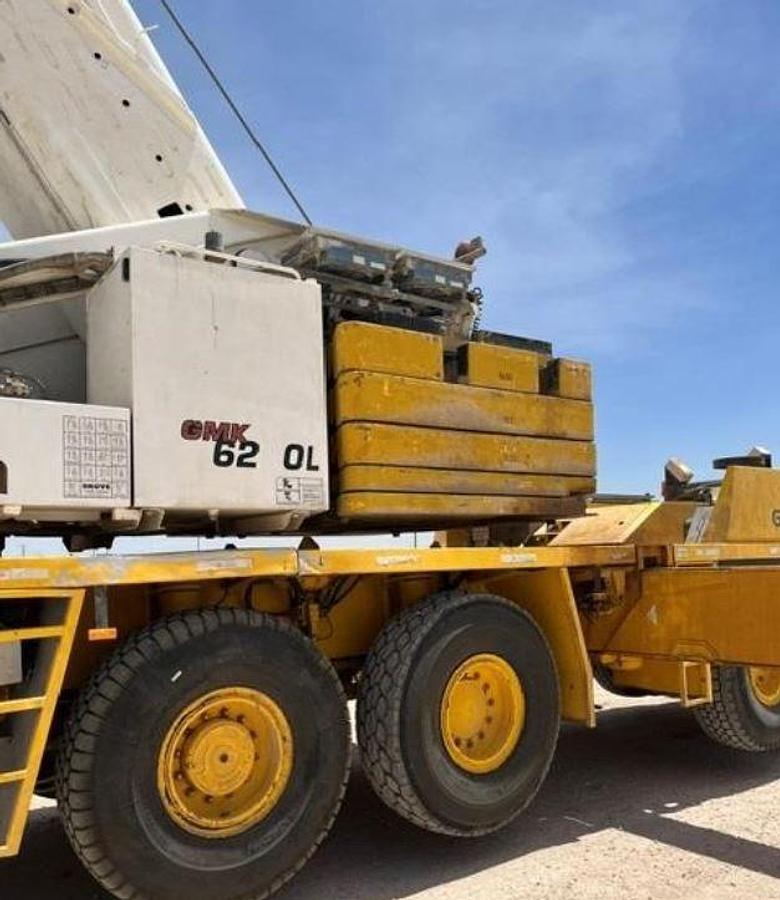 Used 2008 Grove GMK6220L