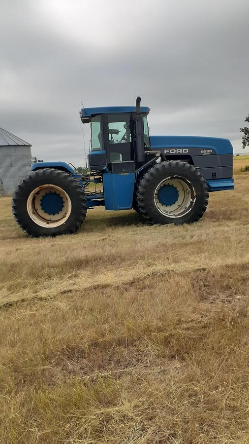 Used 1994 New Holland Tractor