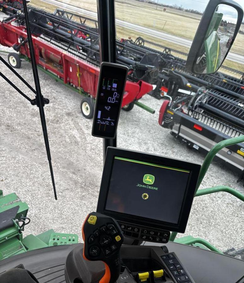 Used 2022 John Deere S770 Combine