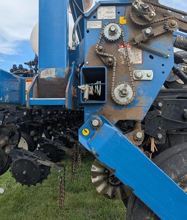 Used 2011 Kinze 3600asd Tractor