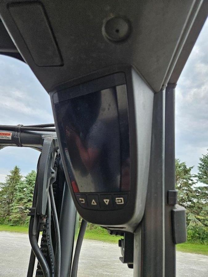 Used 2009 Linde E30 Electric Forklift