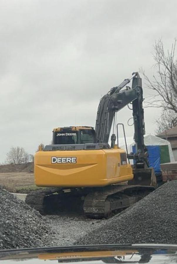 Used 2013 John Deere 180G LC Excavator