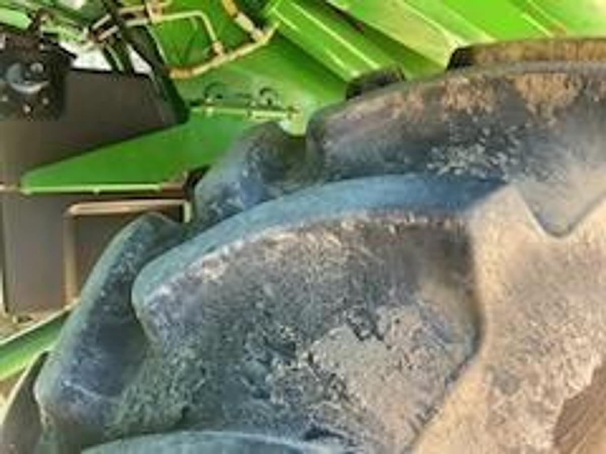 Used 2019 JOHN DEERE CP690 Cotton Picker