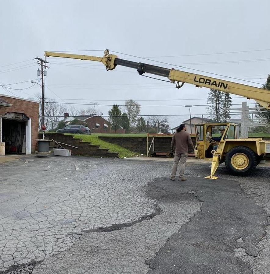 Used 1989 LORAIN LCD150 Rough Terrain Crane