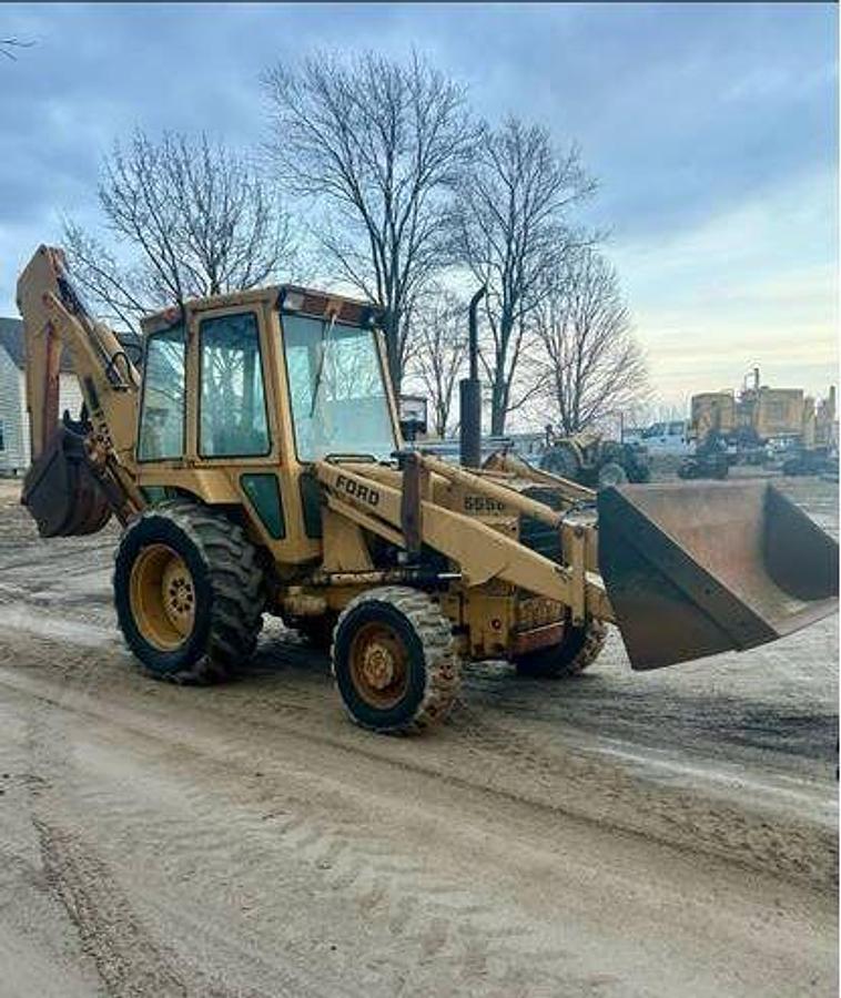 Used 1987 Ford 555B Backhoe