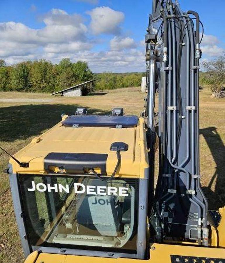 Used 2014 JOHN DEERE 180G LC