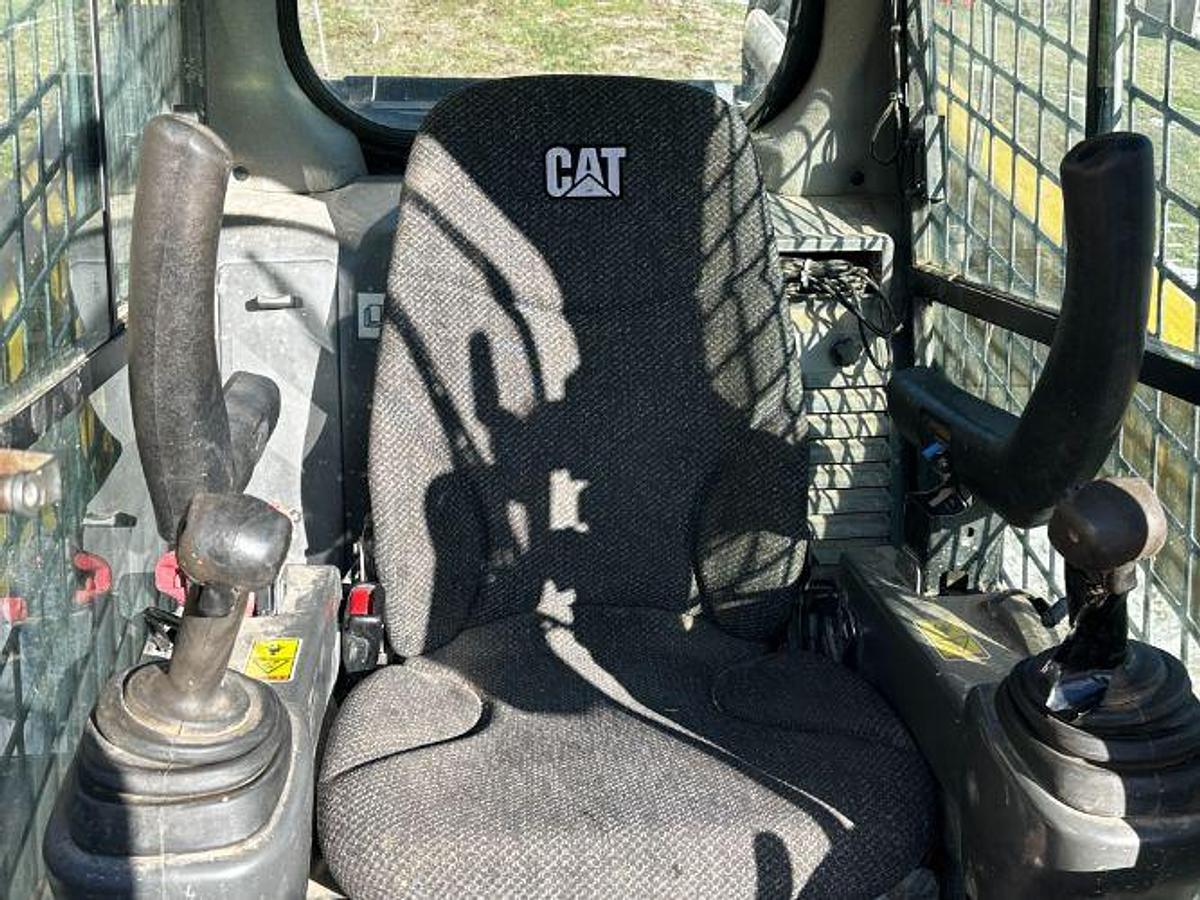 Used 2017 CATERPILLAR 289D