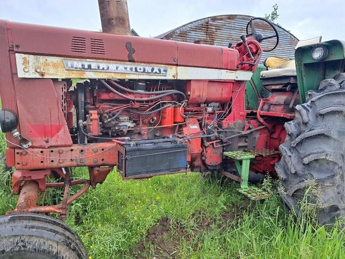 Used 1971 International 826