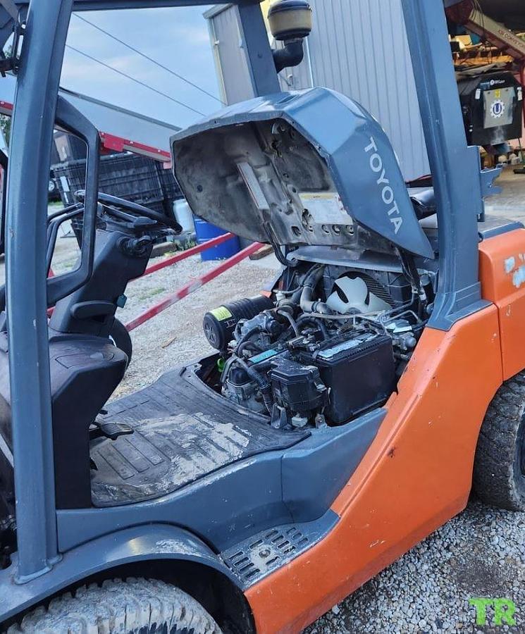 Used 2006 Toyota 8FGU25