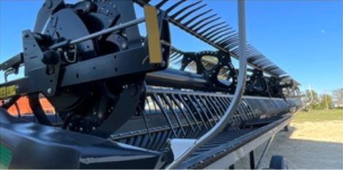 Used 2019 MacDon FD140 Flex Draper