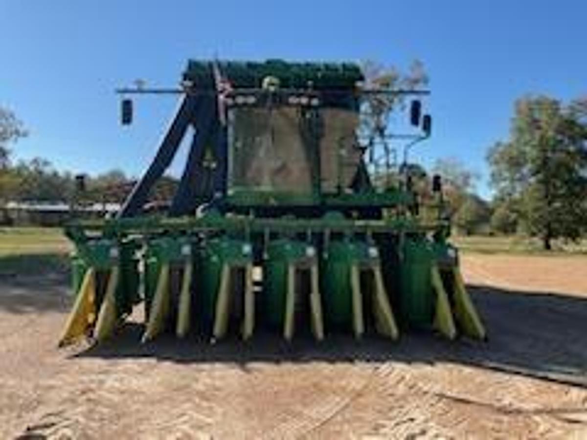 Used 2019 JOHN DEERE CP690 Cotton Picker