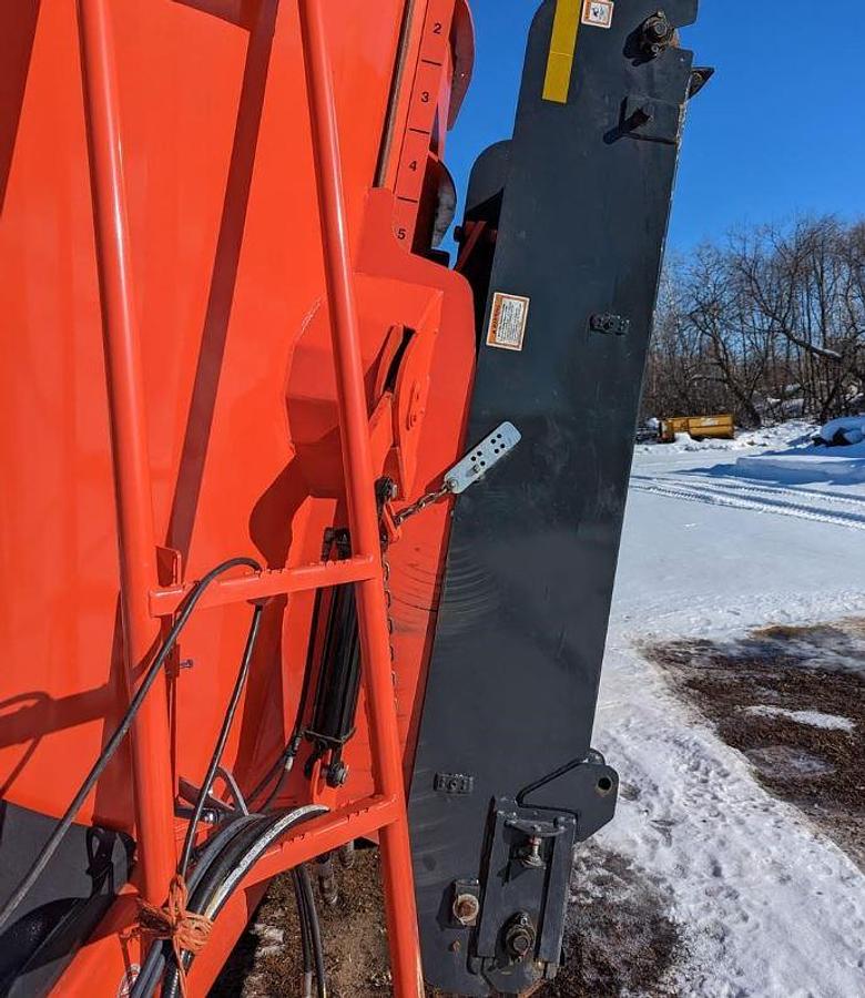 Used 2016 Kuhn Knight VT144