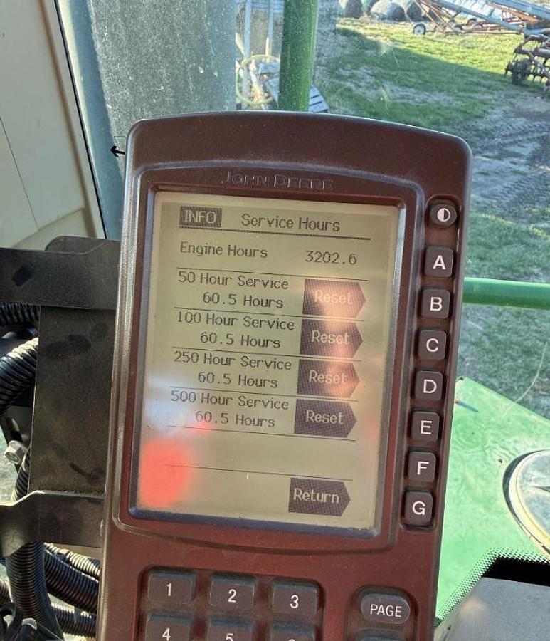 Used 2000 John Deere 4700