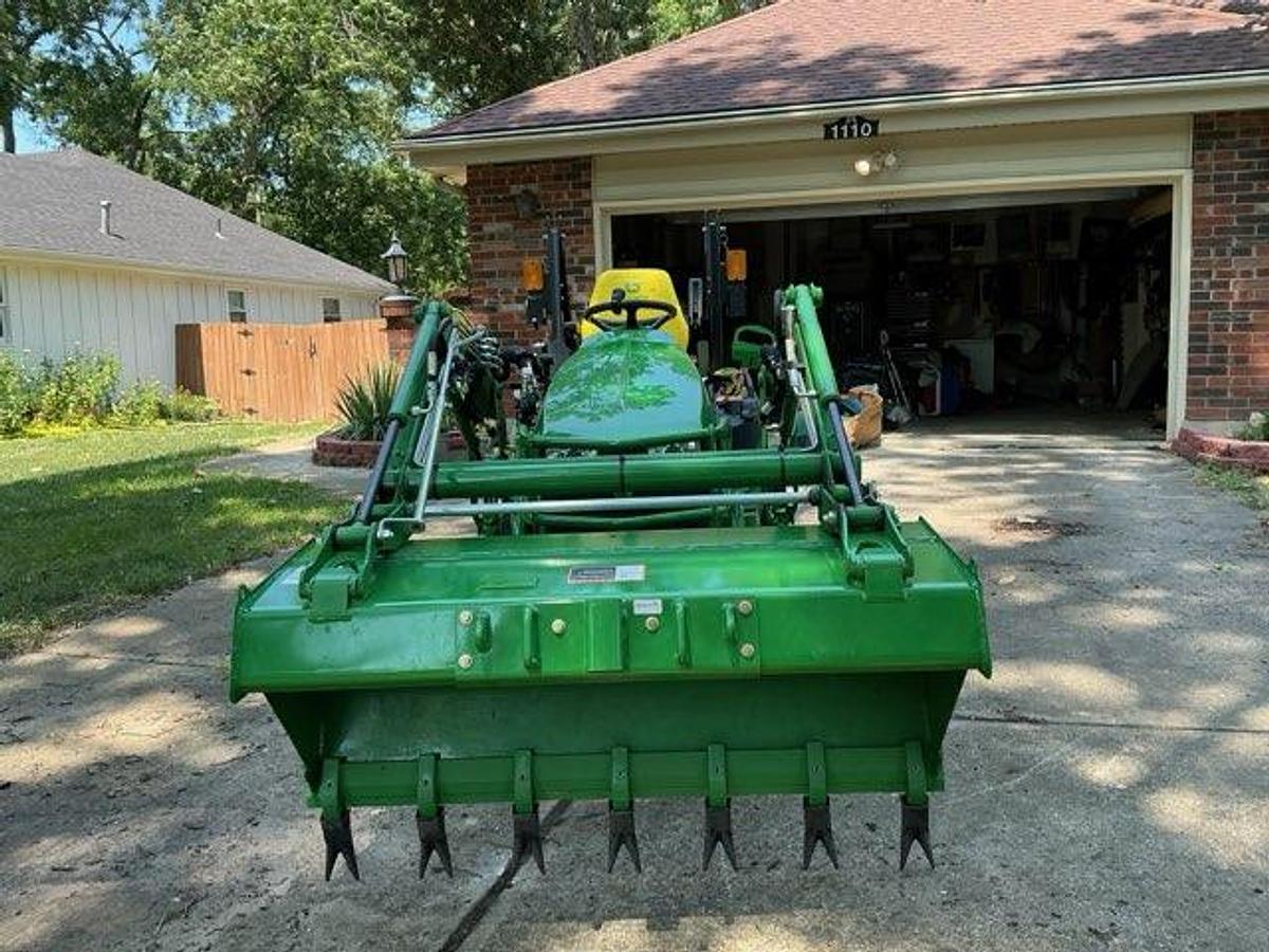 Used 2023 JOHN DEERE 1025R Tractor