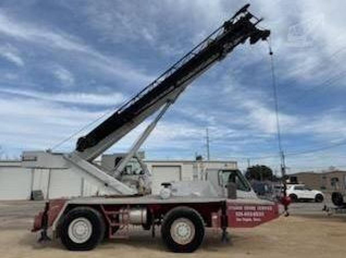 Used 1994 LINK-BELT ATC-822 CRANE
