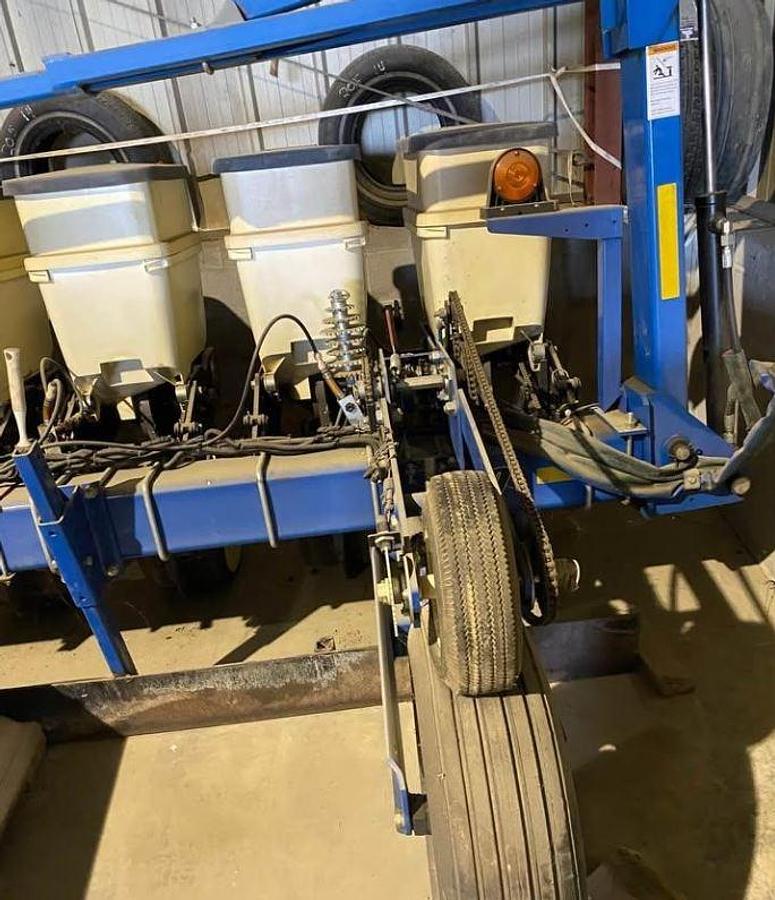 Used 2013 Kinze 3110