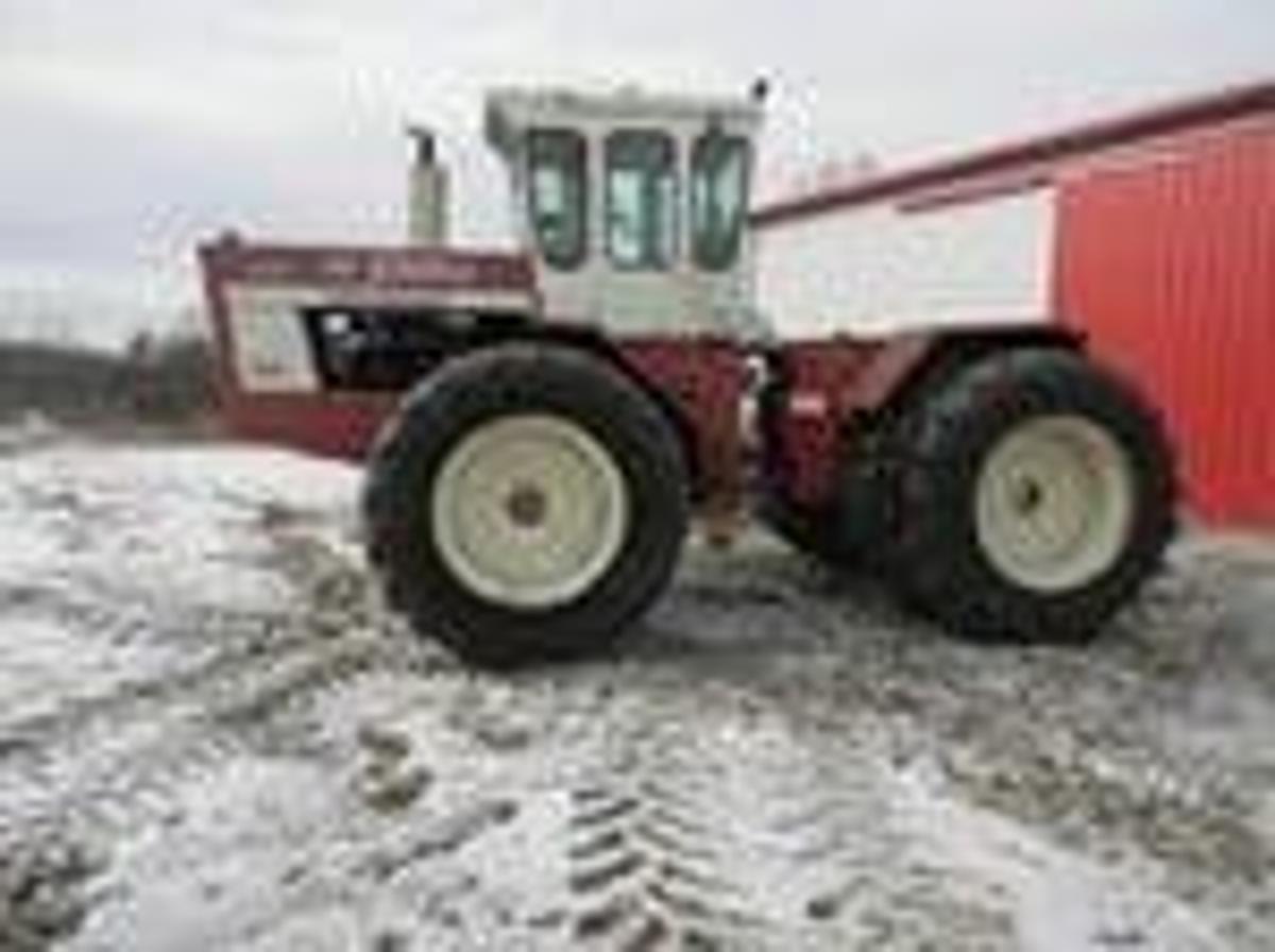 Used 1973 IHC 4366 Tractor