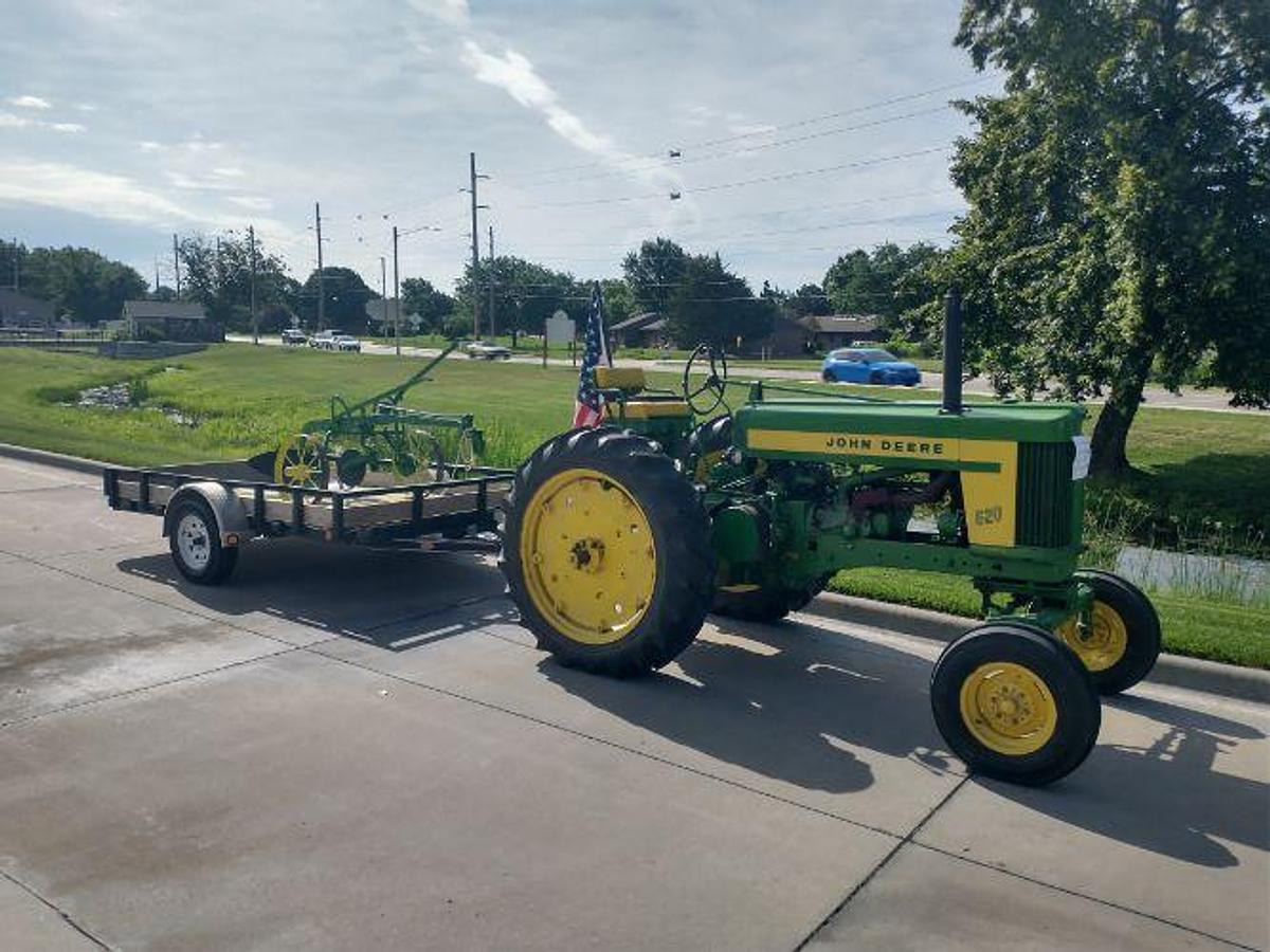 Used 1958 JOHN DEERE 620 wide front