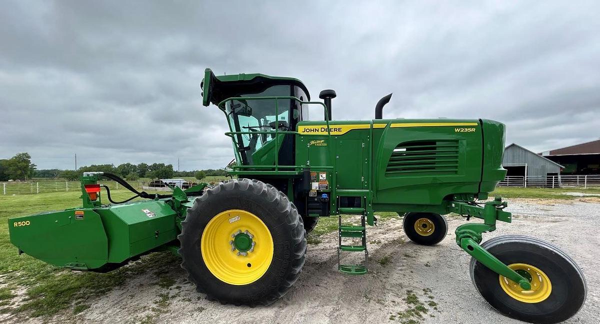 Used 2022 John Deere W235R