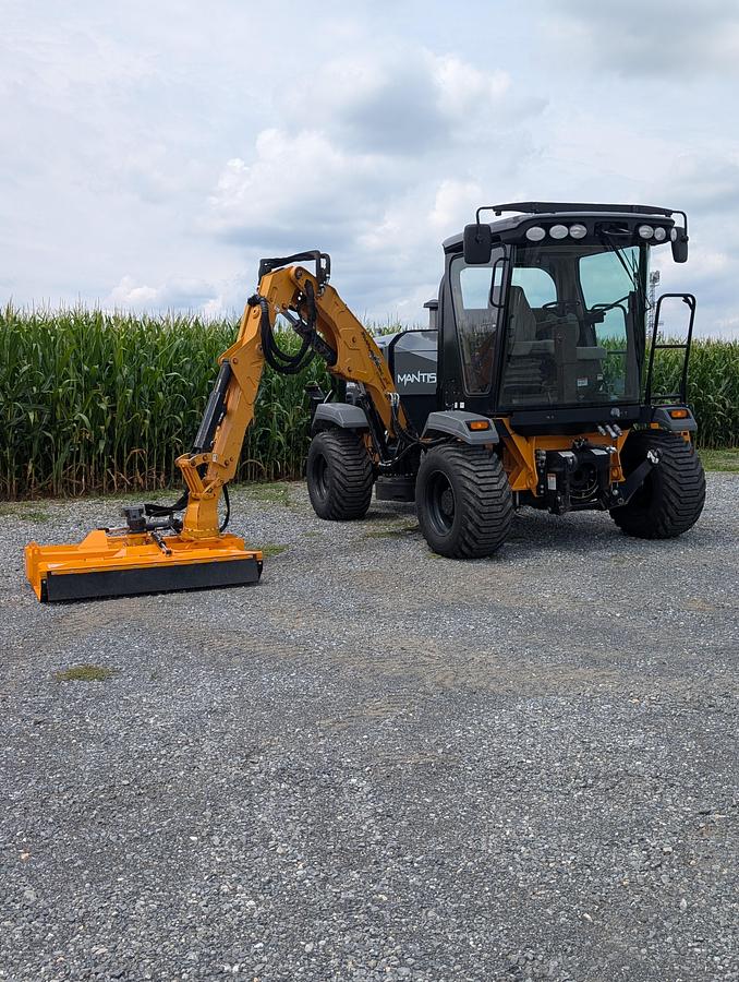 Used 2022 Alamo Mantis 4142