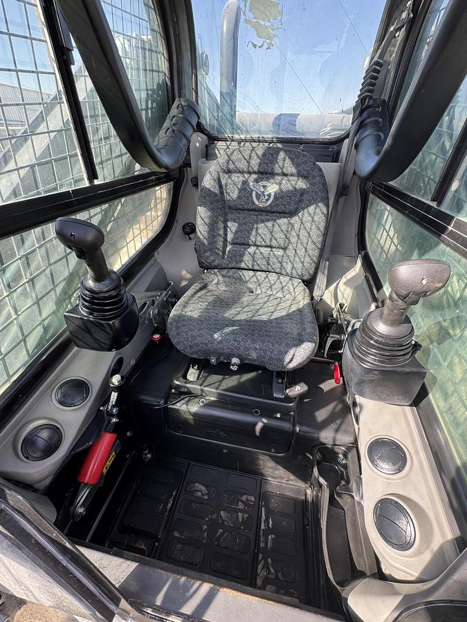 Used 2024 Case TV620B Compact Track Loader