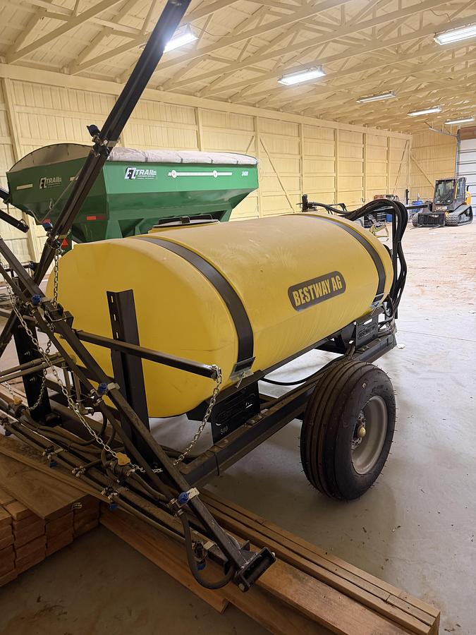 Used 2025 Bestway 500 Gallon Sprayer, 28’ Boom — New