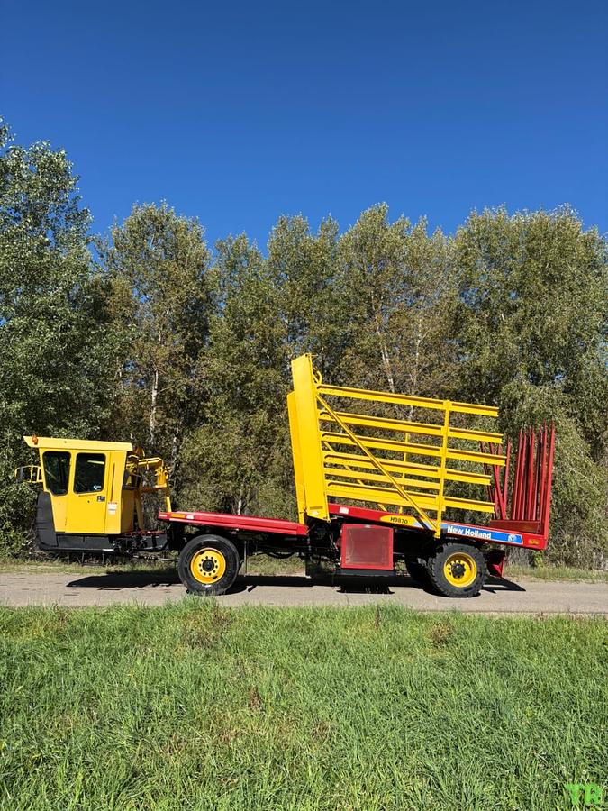 Used 2015 New Holland 9870