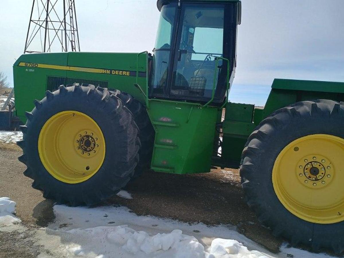 Used 1992 John Deere 8760
