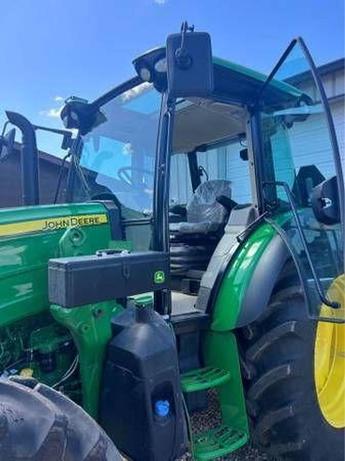 Used 2023 John Deere 5130M2023 John Deere 5130M