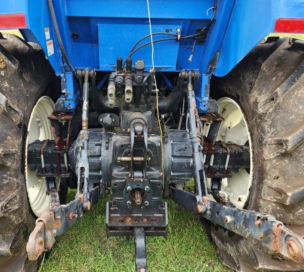 Used 2017 NEW HOLLAND TS6 110