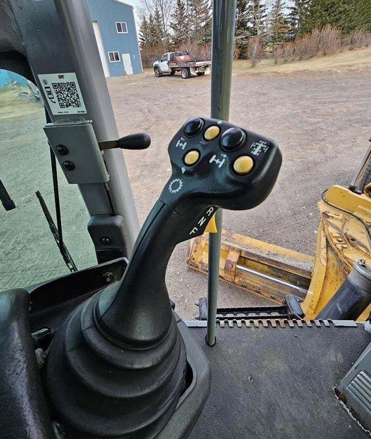 Used 2008 CATERPILLAR 140M Motor Grader