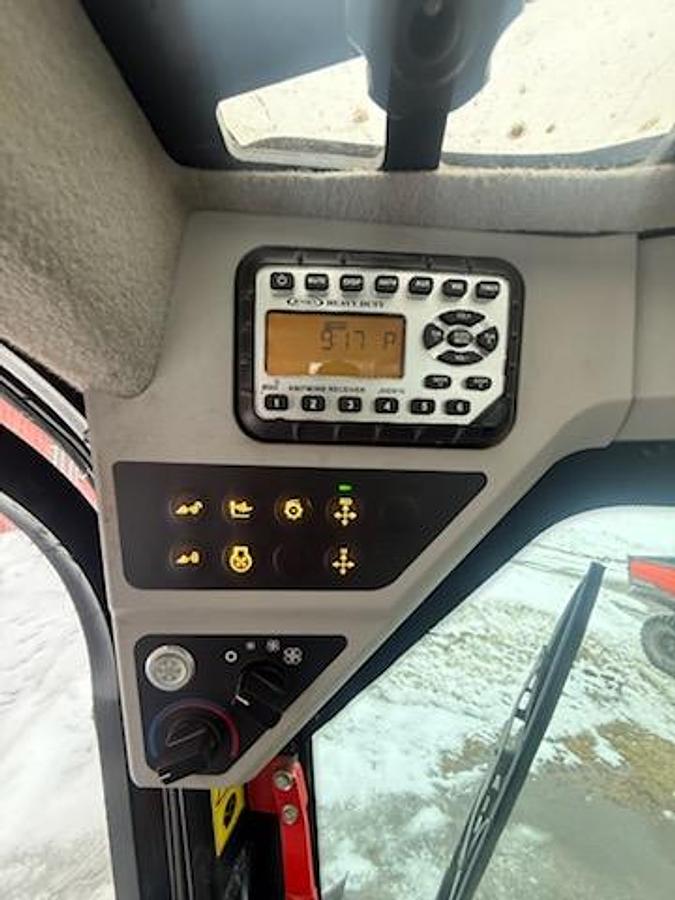 Used 2022 JCB 270T Compact Track Loader